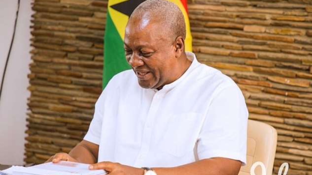 Mahama Vows to Reform Health Training Colleges